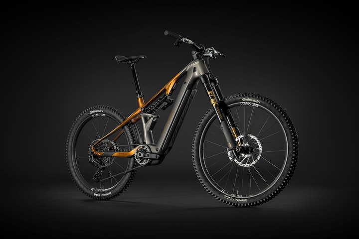 Merida Lithos: Bosch CX-R, 800 Wh y una e-enduro que no se sube al tren Avinox