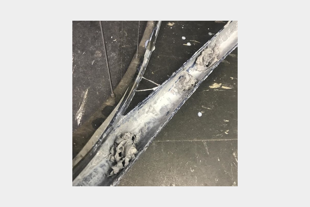 Líquido tubeless residual seco