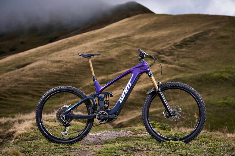 Giant Reign Advanced E+ 2026: 48 V, batería de 560 Wh y cómo elegir montaje