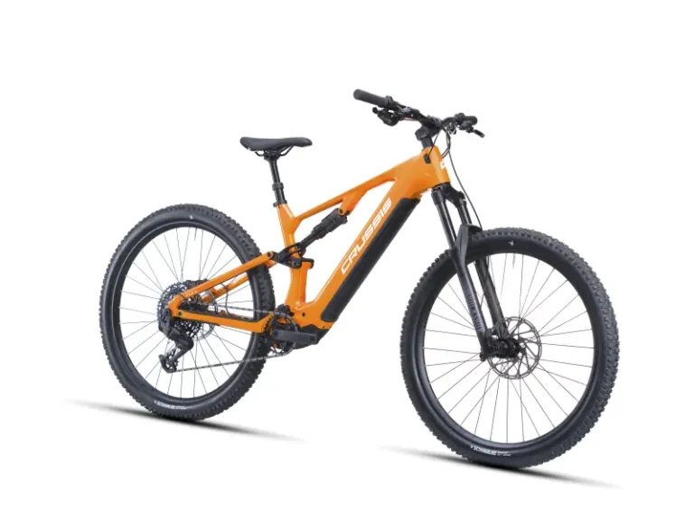 Crussis e-Full AX CARB 9.12 REM orange full three-quarter view