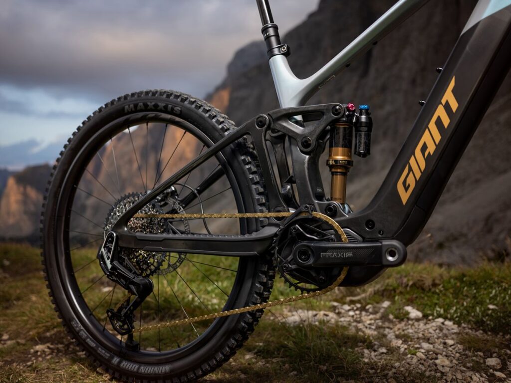 Swingarm and drivetrain of Giant Trance Advanced E+ 0 2027