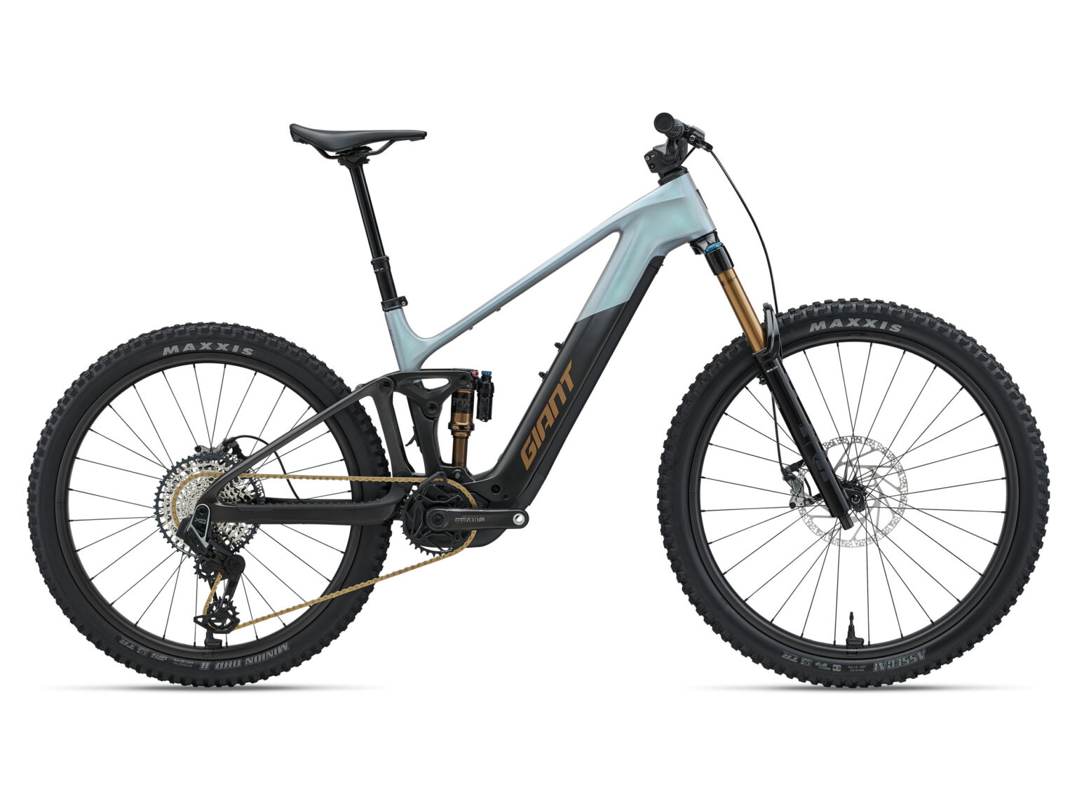 Giant Trance Advanced E+ 0 2027 in Prismatic Haze, photographed in the studio
