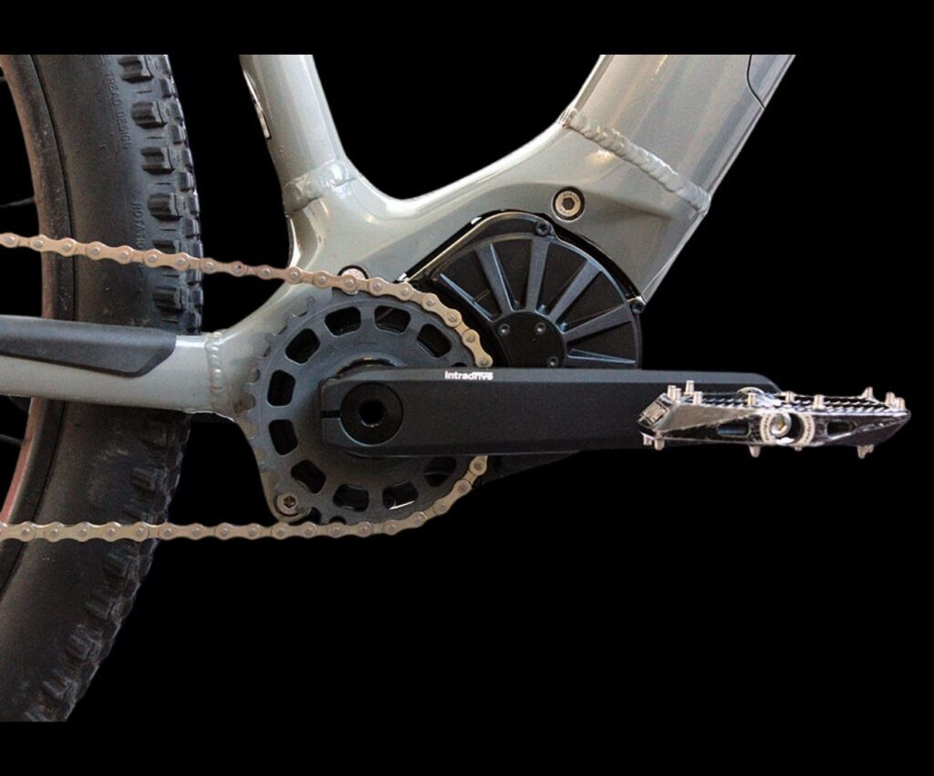 Chain-driven GD8 installed in an aluminium frame