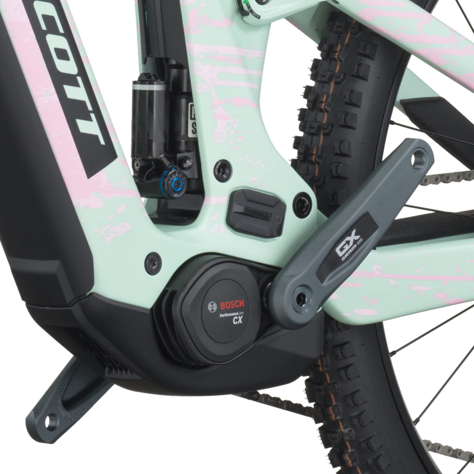 Bosch Performance Line CX motor and RockShox rear shock on the Patron ST 900